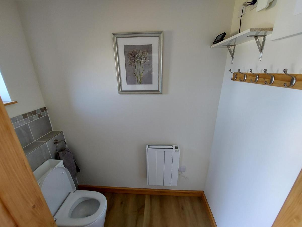 Two Bedroom Cottage - Country Lane -10 Min Walk To Perranporth Beach Exterior photo